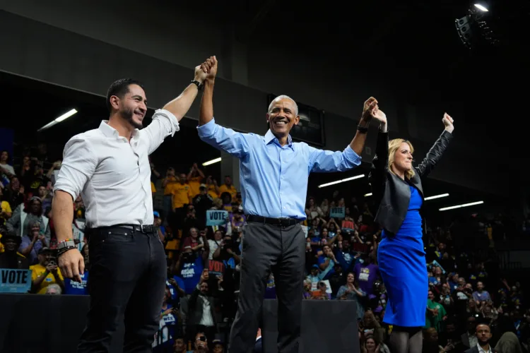 Obama assails indecency from Trump and his allies